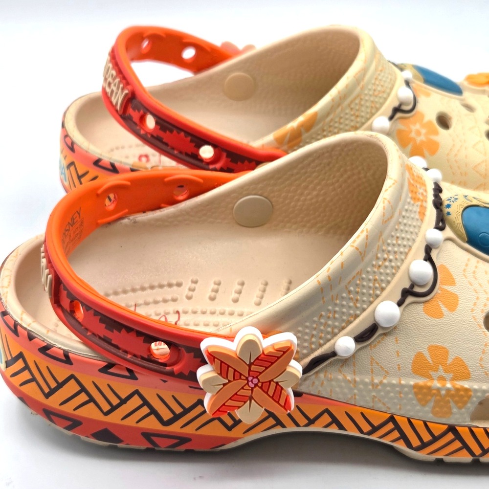 Disney Moana Classic Crocs Clogs Kids Size‎ J6 - Picture 6 of 8
